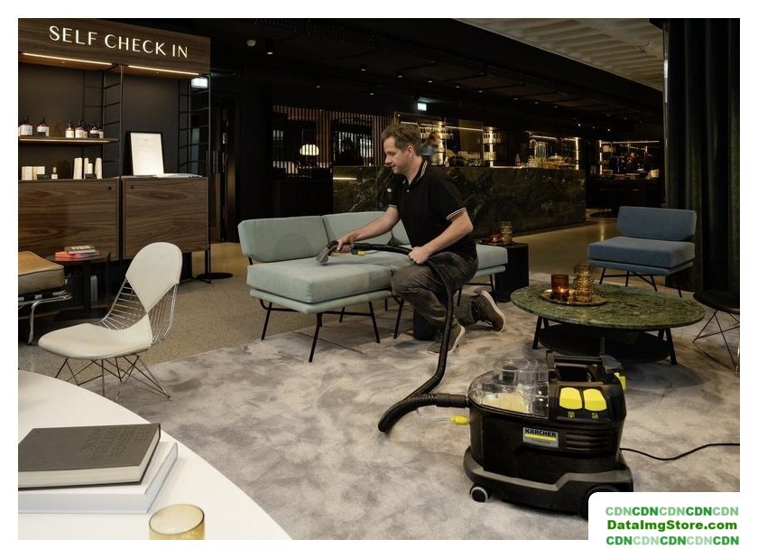Пылесос Karcher Puzzi 8/1 Anniversary Edition 1.100-248.0 - Изображение №2 — buytech