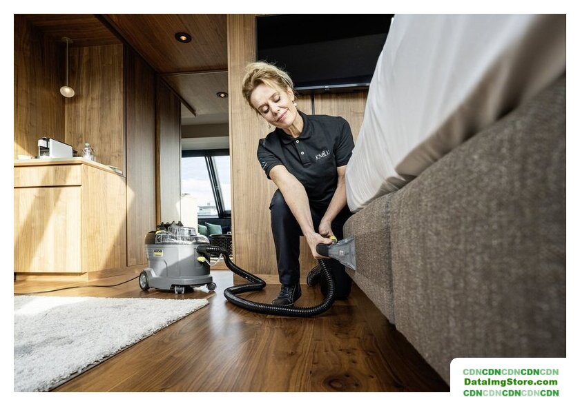 Пылесос Karcher Puzzi 8/1 1.100-240.0 - Изображение №2 — buytech
